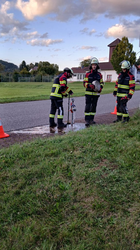 Standrohr gesetzt, Schlauch bereit (Foto: TD)